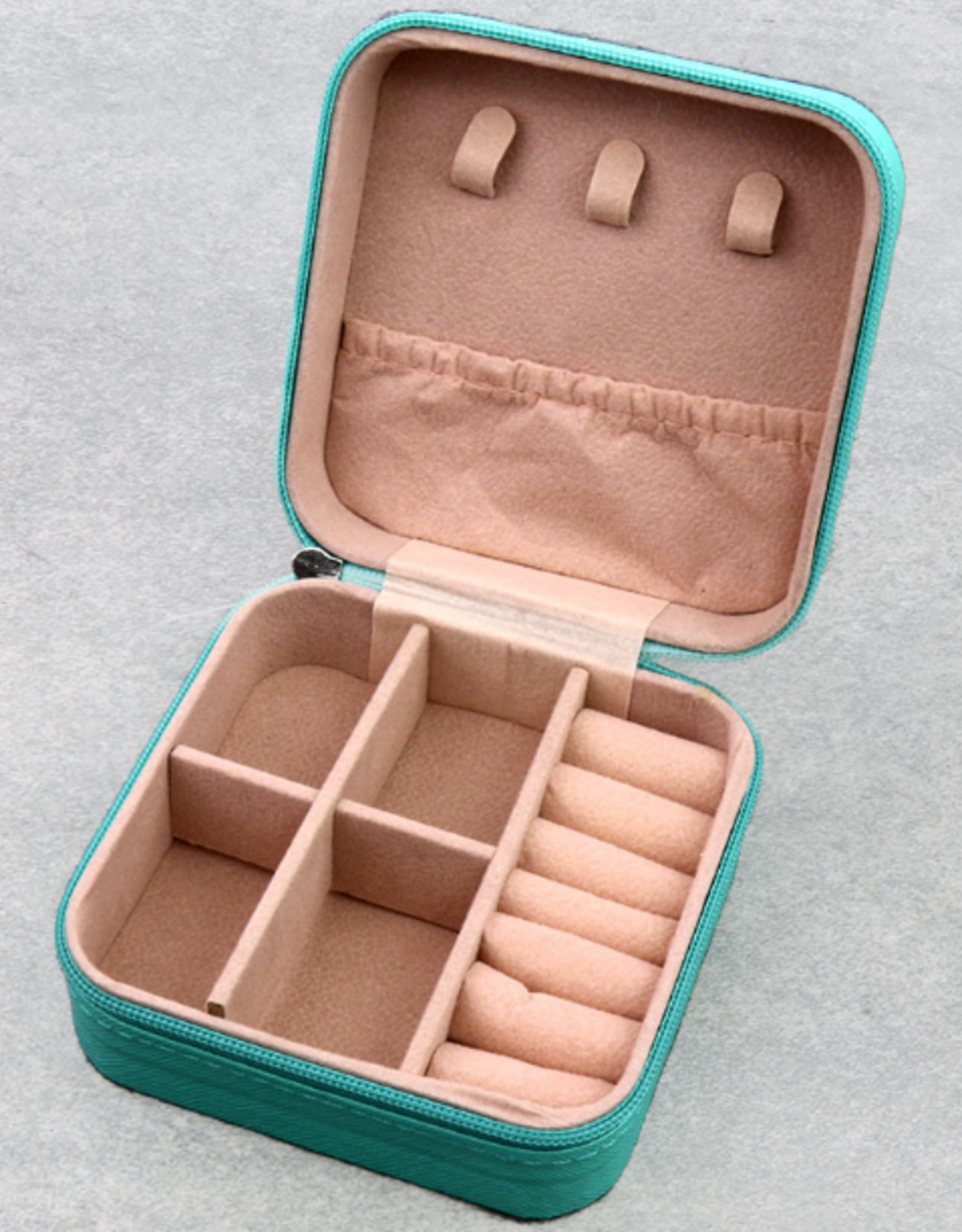 TRAVEL JEWELRY BOX PINK  SQUARE LEATHER WITH SERENITY PRAYER