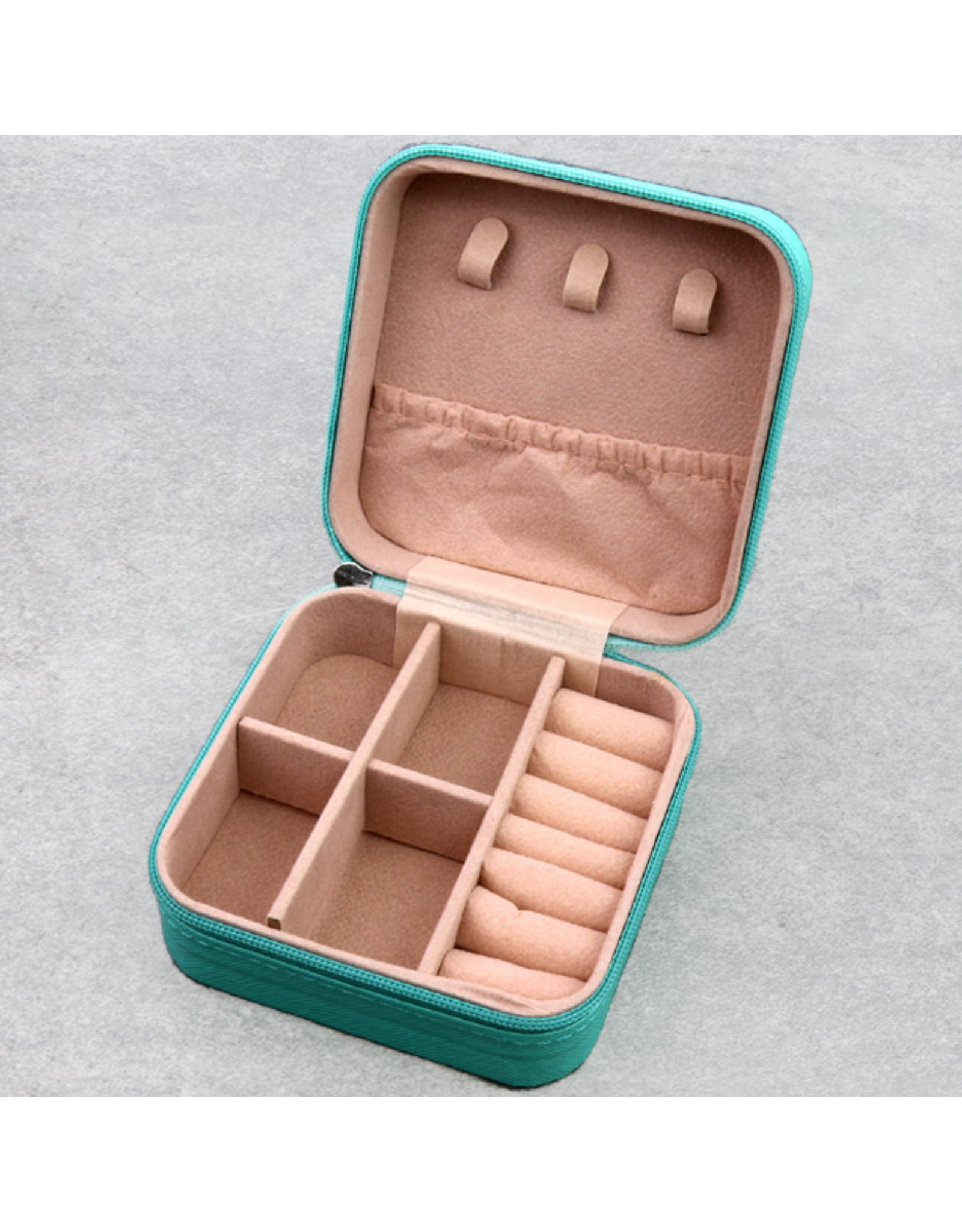 TRAVEL JEWELRY BOX PINK  SQUARE LEATHER WITH SERENITY PRAYER