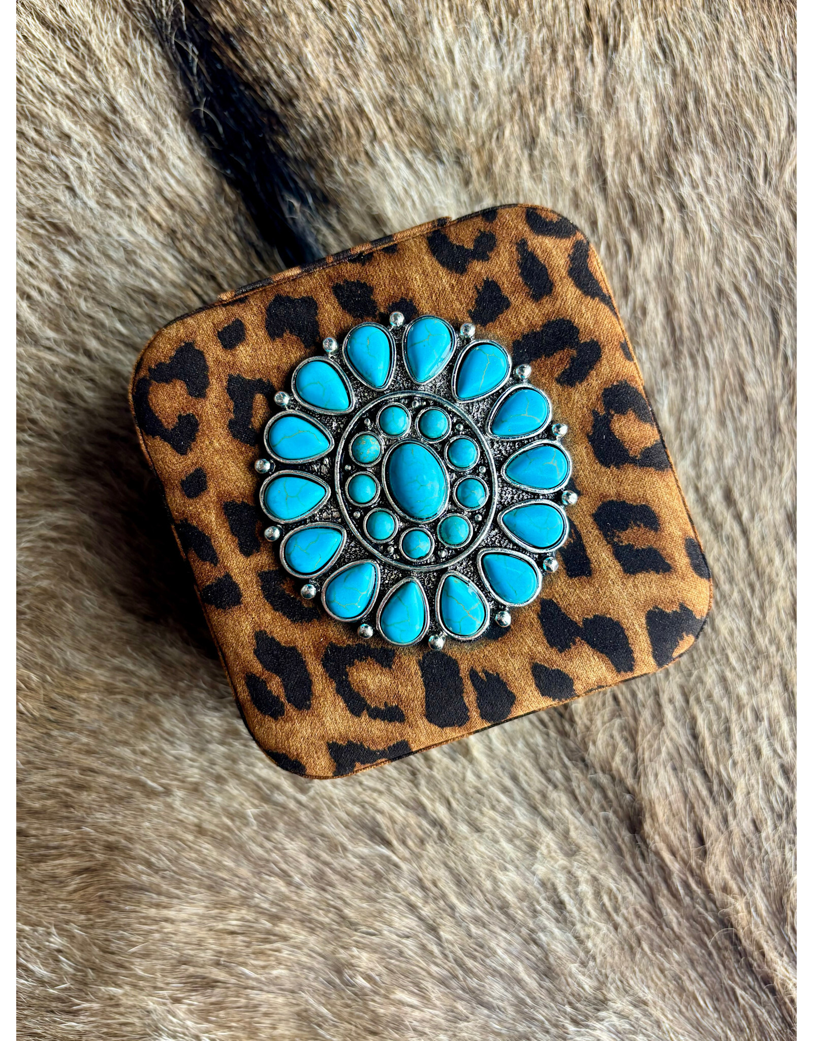 WESTERN TRAVEL CASE JEWELRY CASE LEOPARD WITH TURQ CONCHO