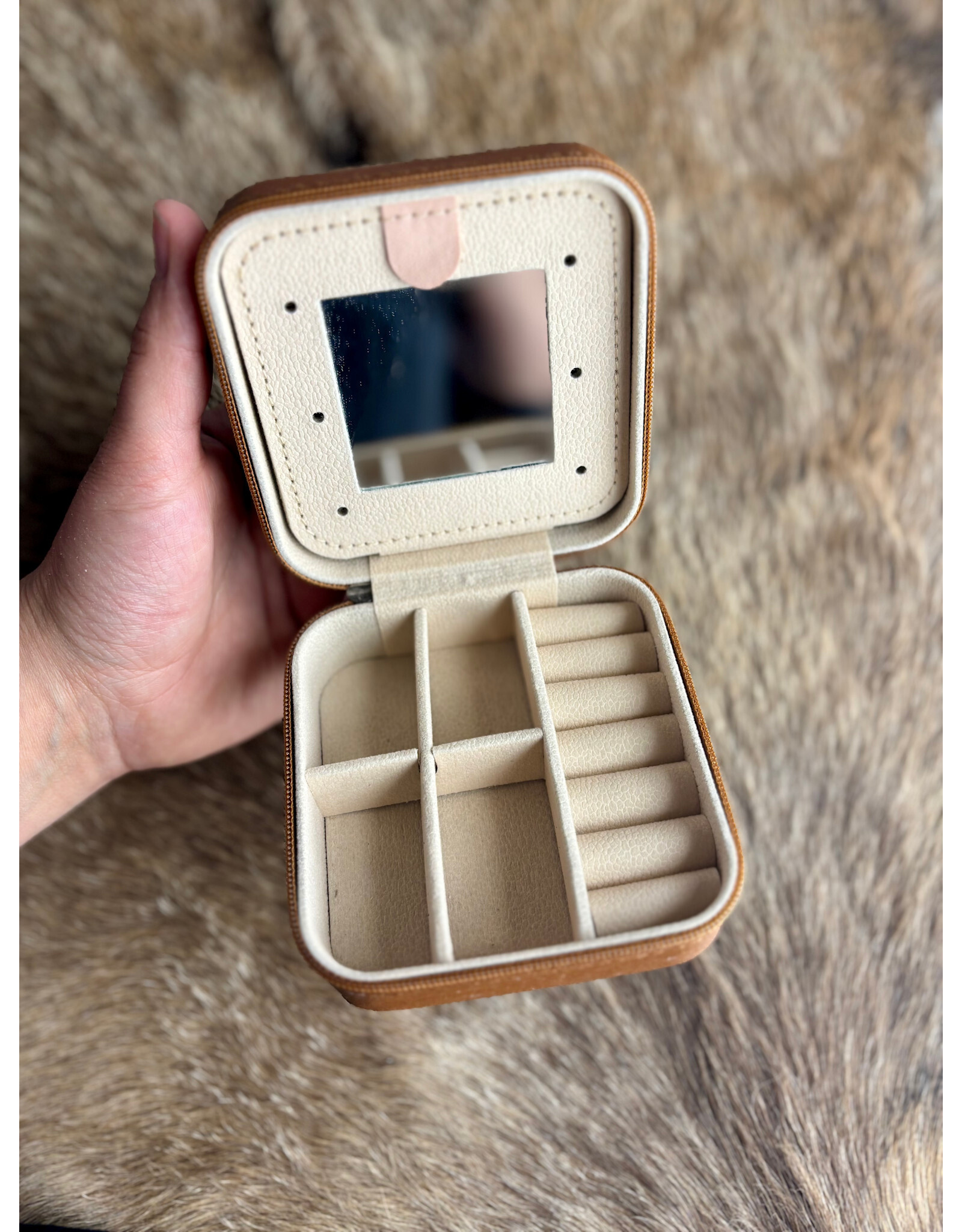 TRAVEL JEWELRY BOX LEATHER METAL PLATED FLORAL