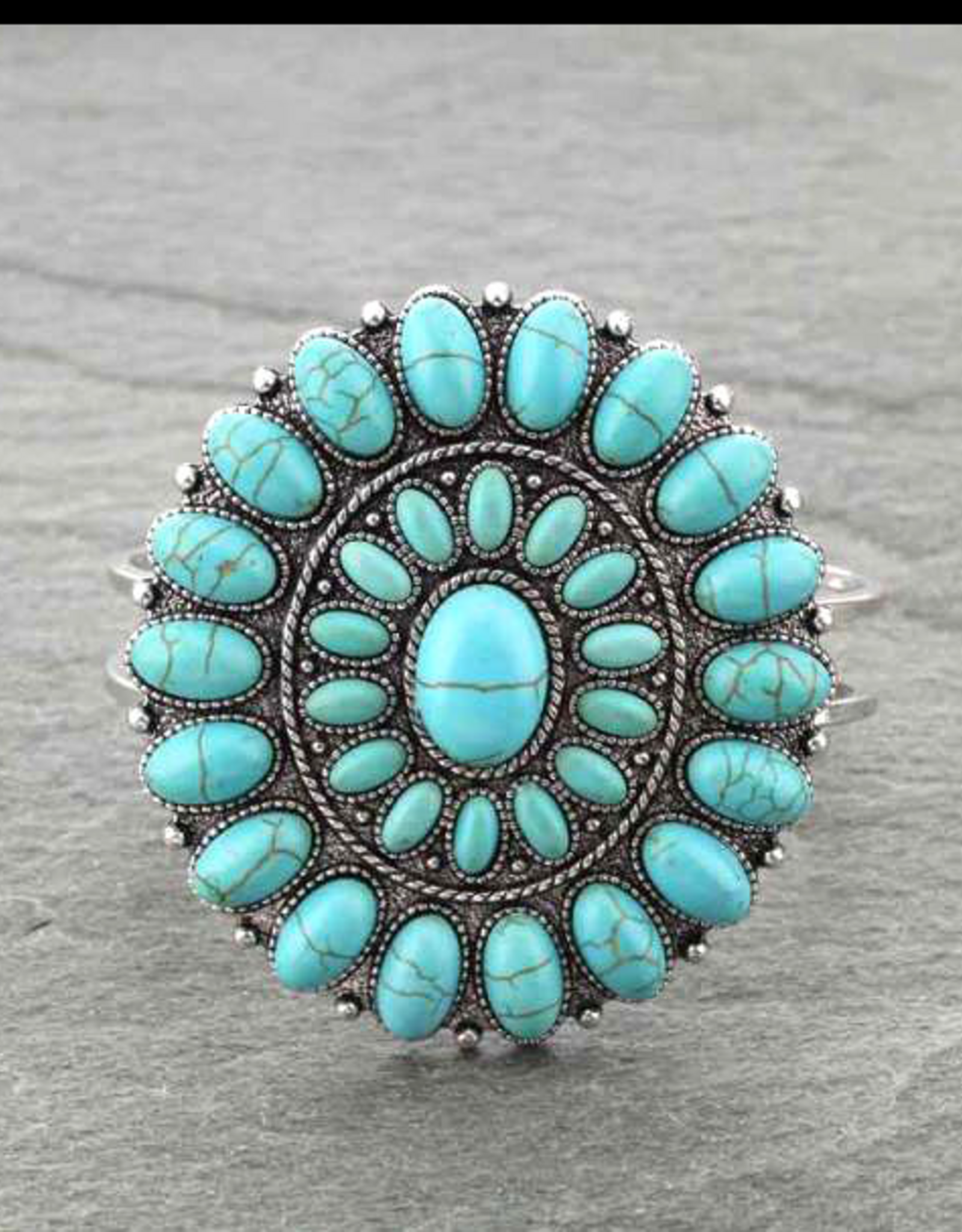 WESTERN CONCHO WITH STONE HINGE BRACELET TURQUOISE