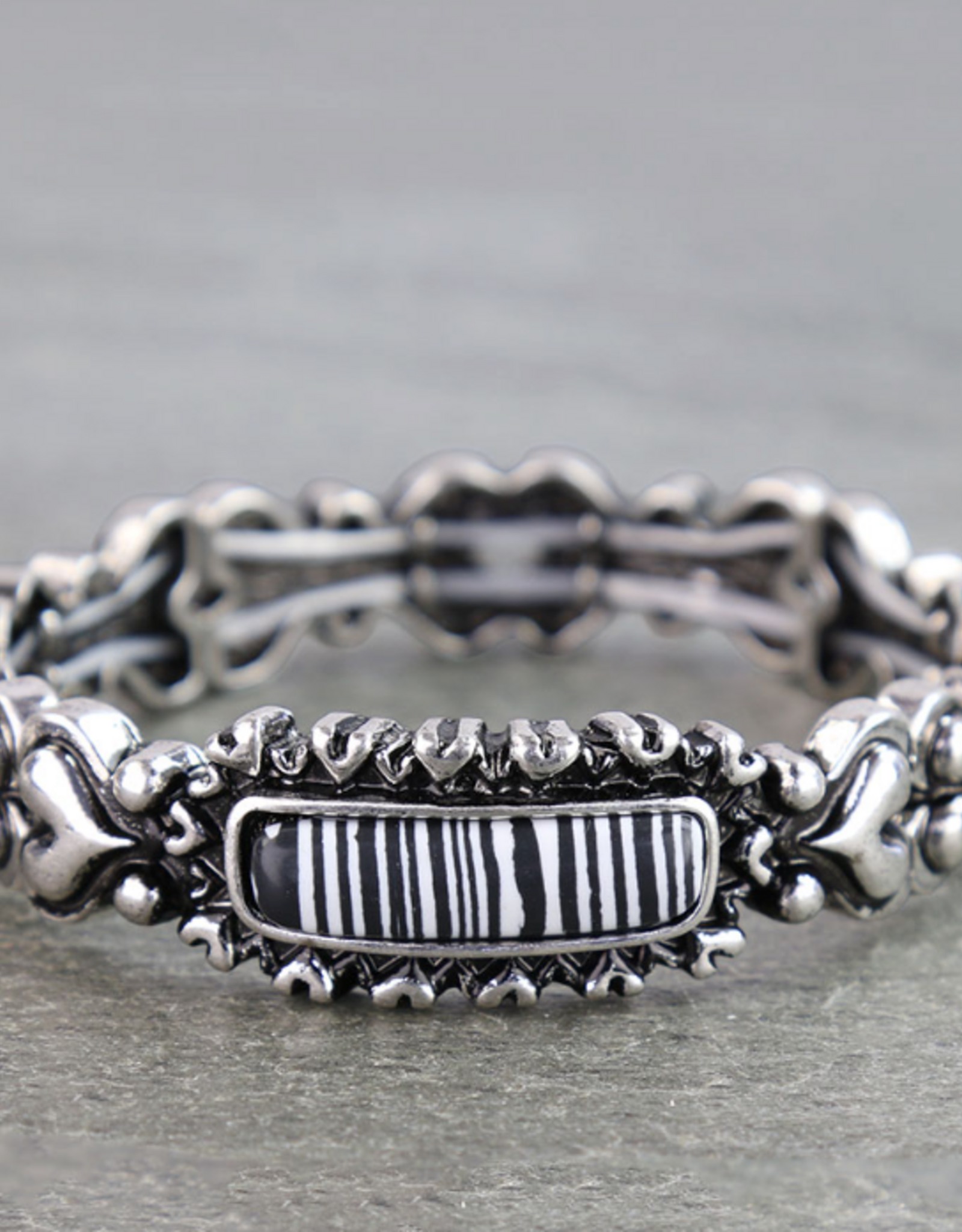 WESTERN HEART ZEBRA BAR STRETCH BRACELET