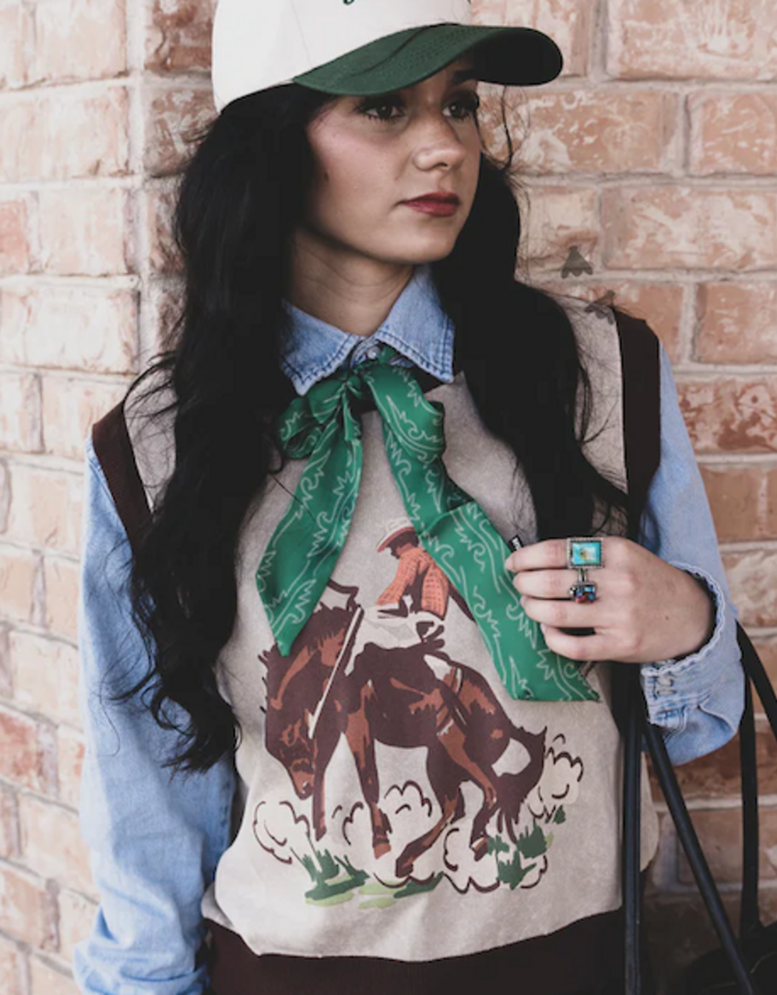 VEST SWEATER WMS BUCK YEAH