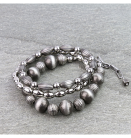 STACK OF 3 NAVAJO PEARL CIRCLE NAVAJO BEADS, SHINY NAVAJO PEARLS