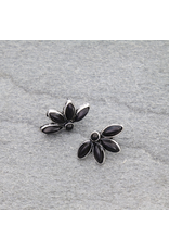 WESTERN FLOWER STONE STUD EARRINGS BLACK