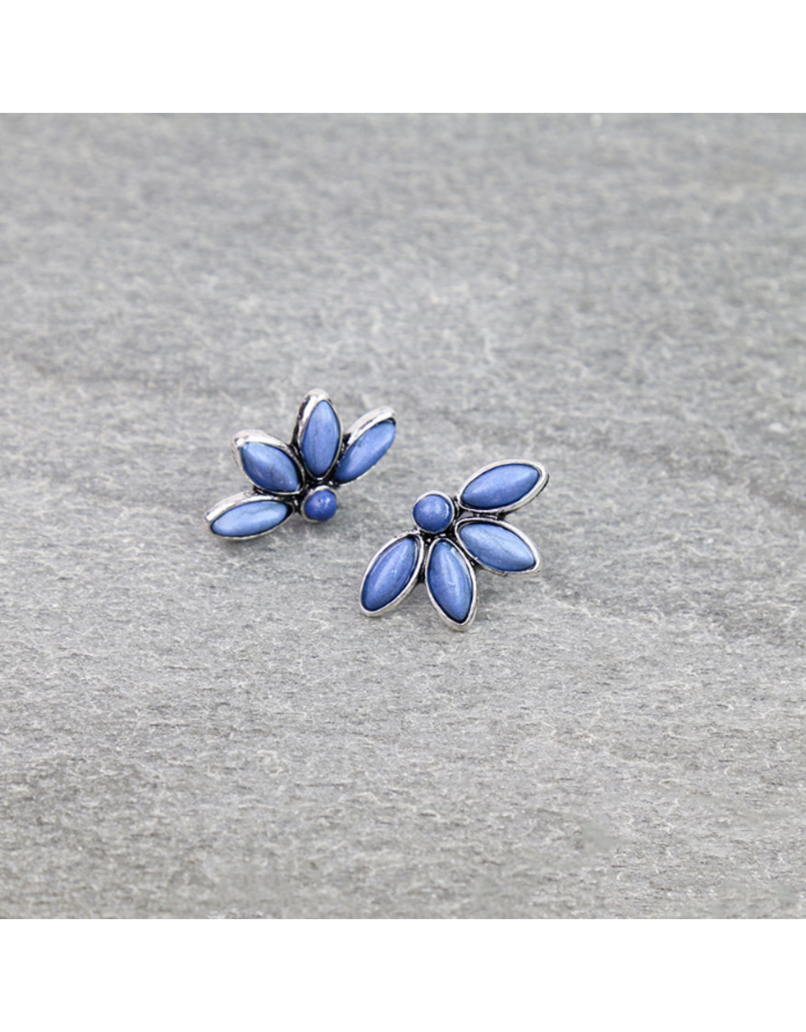 WESTERN FLOWER STONE STUD EARRINGS  BLUE