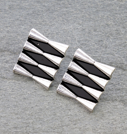 WESTERN METAL & BLACK 4 BAR STUD