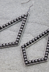 NAVAJO PEARL KITE SHAPE DANGLE EARRINGS