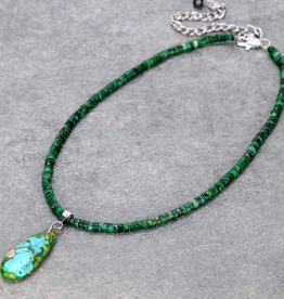 15" GREEN BEADS WITH TEARDROP PENDANT