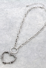 HEART BARBED WIRE NECKLACE