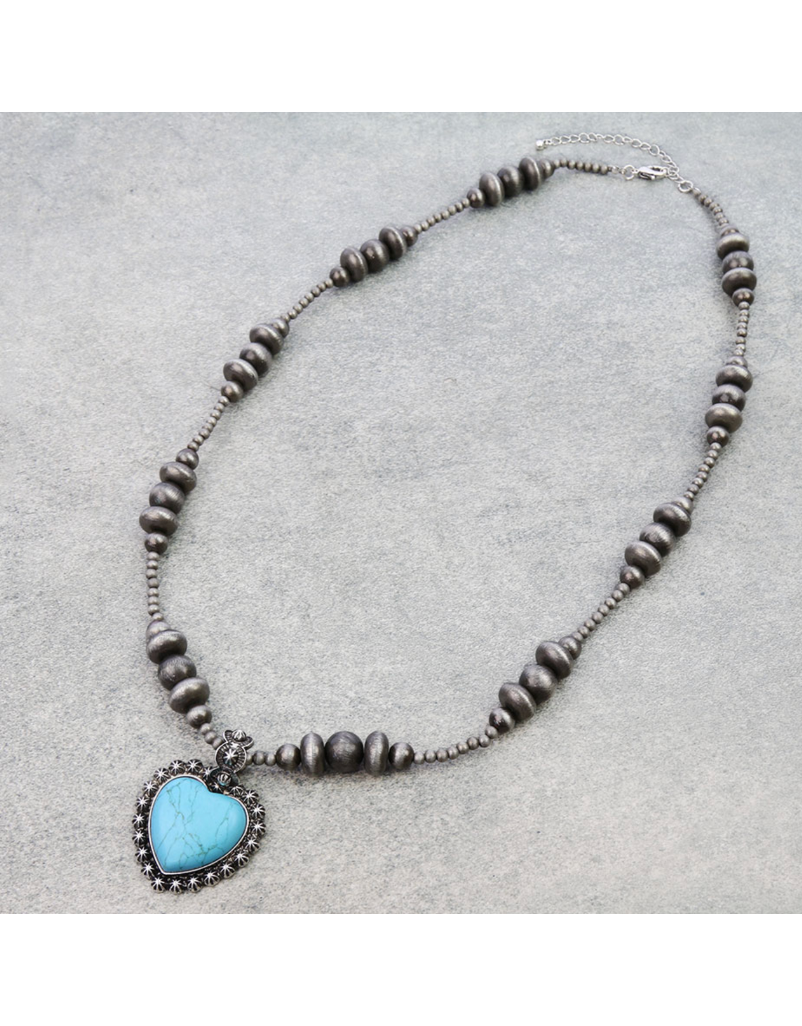 NAVAJO PEARL NECKLACE WITH TURQUOISE HEART PENDANT