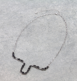 NECKLACE STEER HEAD BLACK STONE