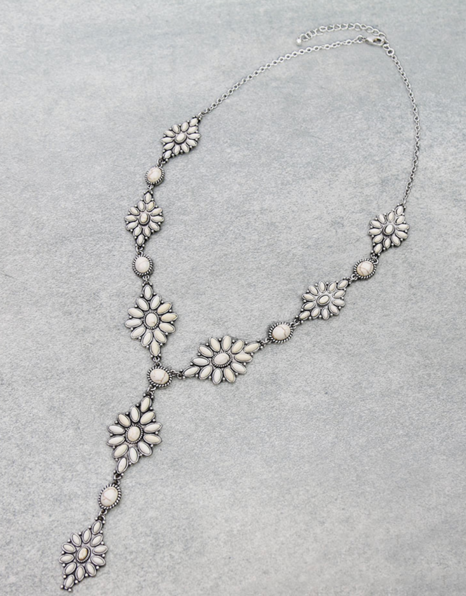 CONCHO WHITE STONE Y LARIAT NECKLACE