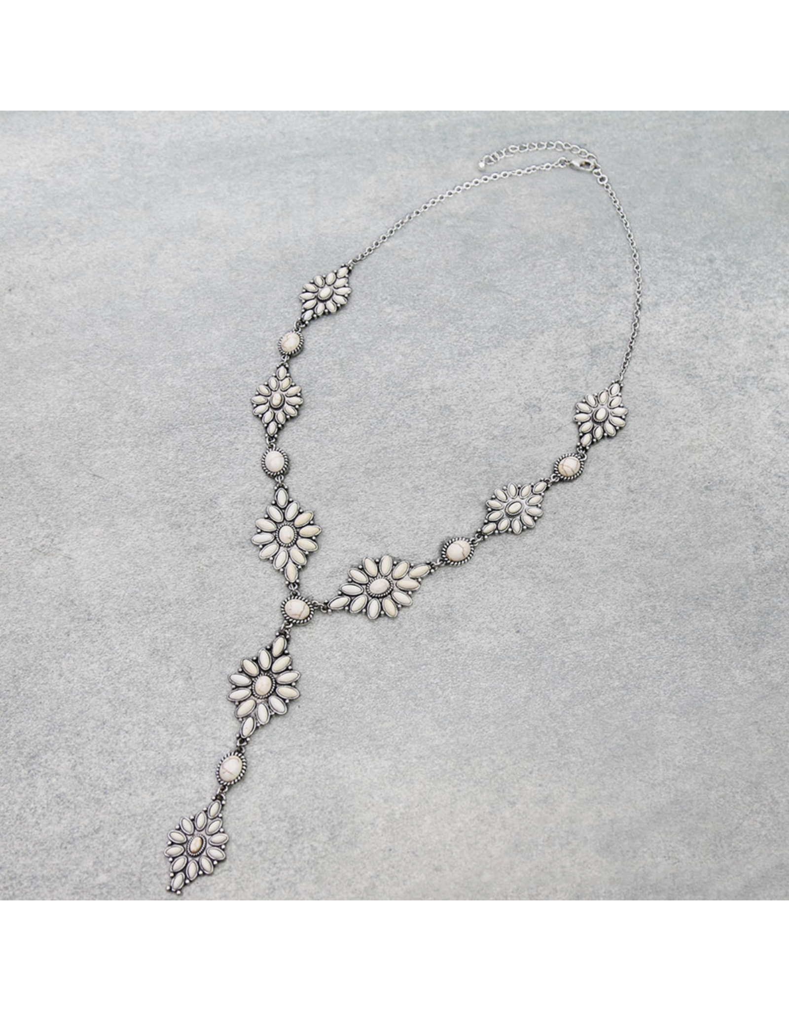 CONCHO WHITE STONE Y LARIAT NECKLACE