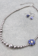 NAVAJO PEARL NECKLACE SET WITH FLOWER BLUE & WHITE