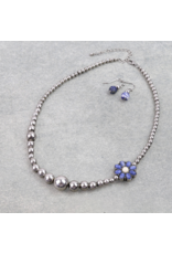 NAVAJO PEARL NECKLACE SET WITH FLOWER BLUE & WHITE