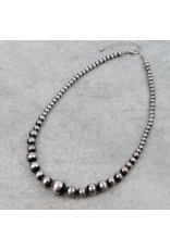 GRADUATED NAVAJO PEARL NECKLACE
