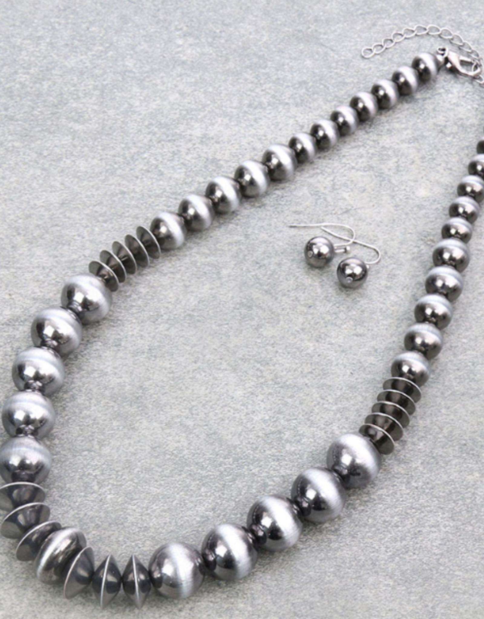 NAVAJO PEARL NECKLACE SET LARGE BEADS WITH SAUCERS