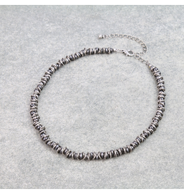 NECKLACE FLAT SILVER BEADS WITH NAVAJO PEARLS 13"