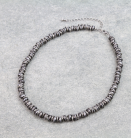 NECKLACE FLAT SILVER BEADS WITH NAVAJO PEARLS 15"