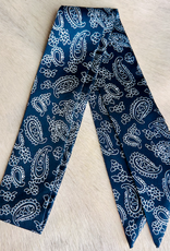 TWILLY BLUE AND WHITE BANDANA