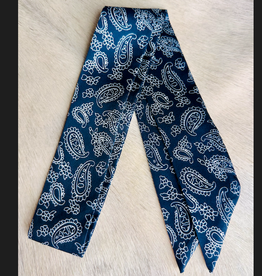 TWILLY BLUE AND WHITE BANDANA