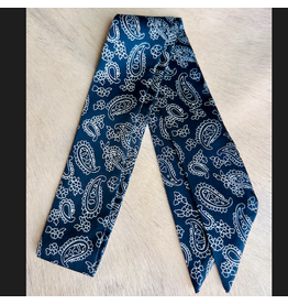TWILLY BLUE AND WHITE BANDANA