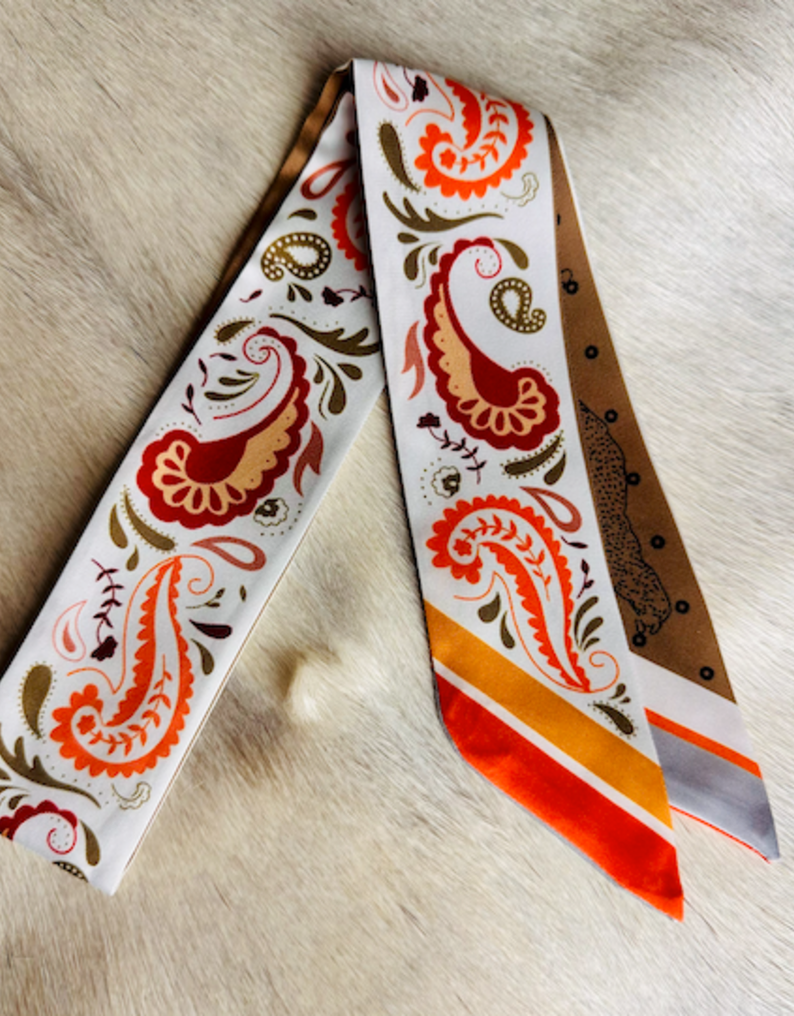 TWILLY REVERSIBLE WHITE COLORFUL BANDANA/ TAN CHEETAHS