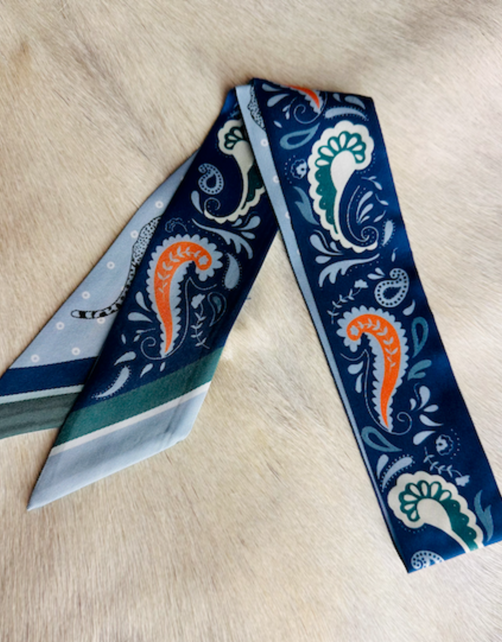 TWILLY REVERSIBLE BLUE ORANGE BANDANA/LIGHT BLUE CHEETAHS