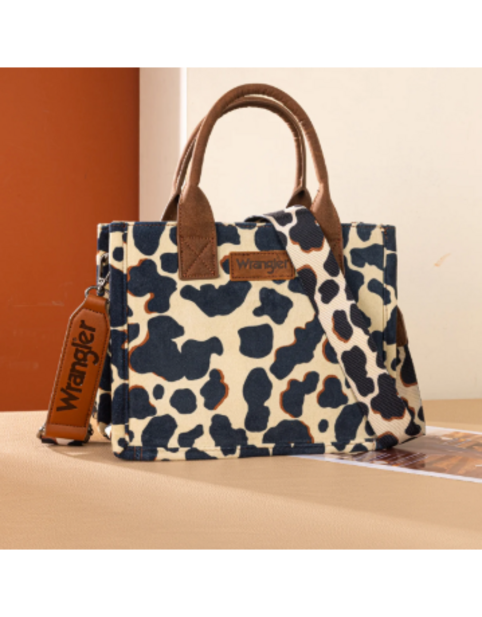 PURSE CROSSBODY WRANGLER CONCEALED CARRY COW PRINT BROWN