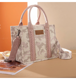 PURSE CROSSBODY WRANGLER CAMO PRINT PINK