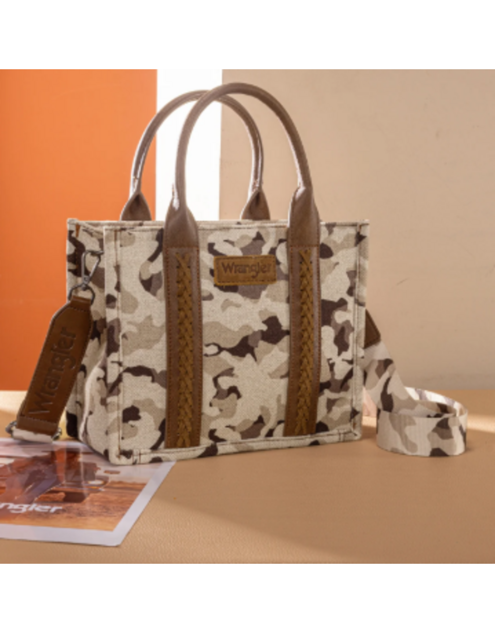 PURSE CROSSBODY WRANGLER CAMO PRINT BROWN