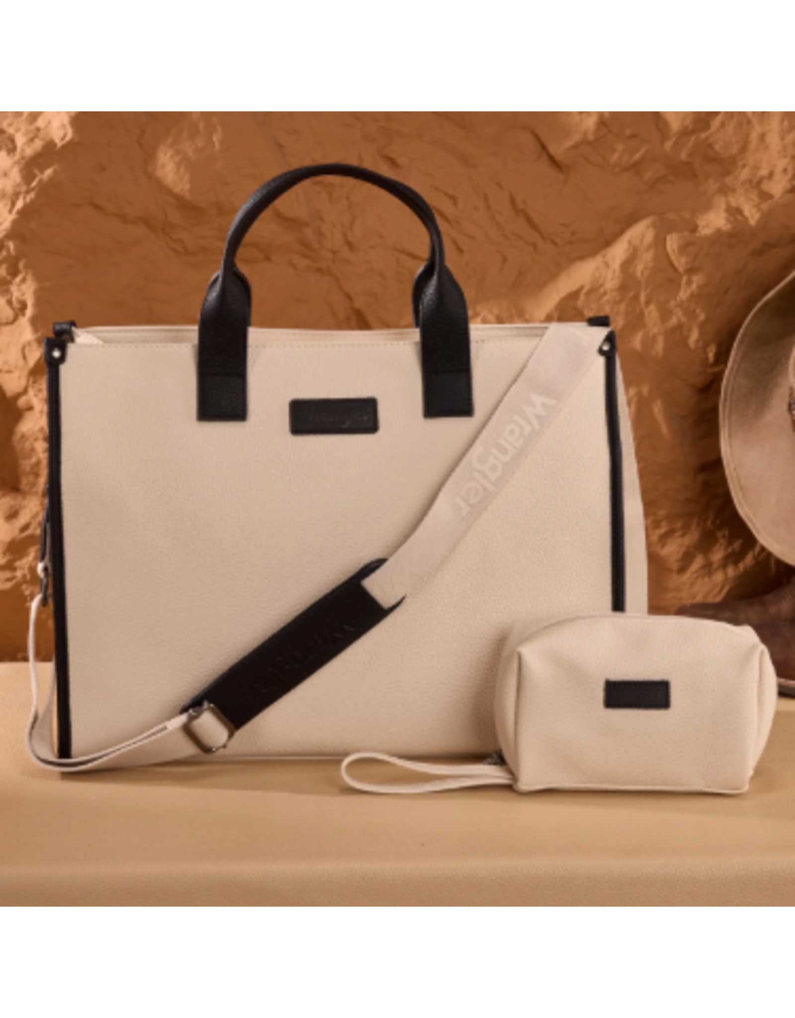 PURSE LARGE CROSSBODY WRANGLER CARRY ALL  W/ POUCH BLACK & BEIGE