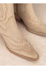 FAIRE BOOTS TALL WESTERN EMBROIDERED POINTED-TOE TESS