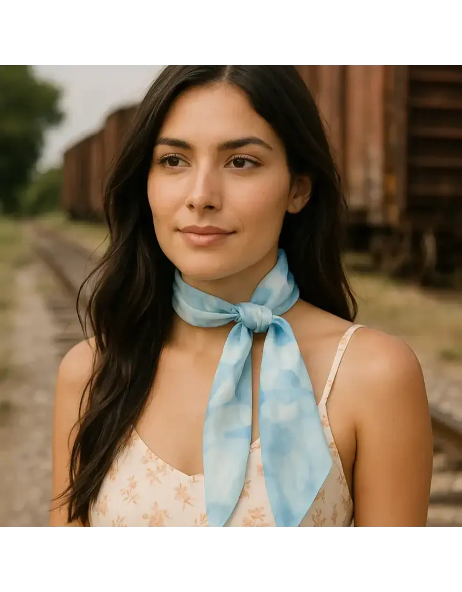 TWILLY BLUE AND WHITE ABSTRACT SKINNY NECK TIE