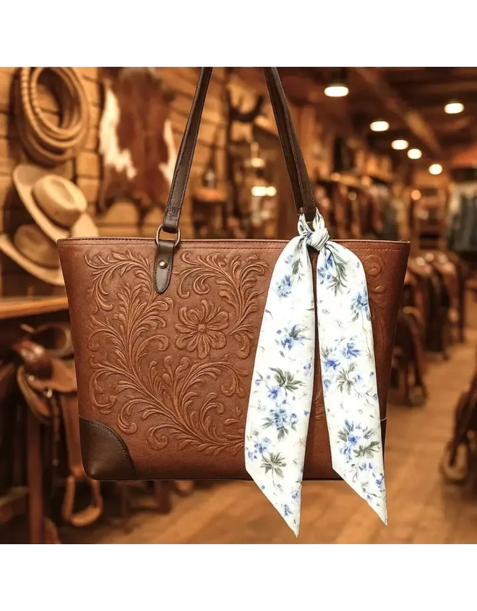 TWILLY WHITE WITH BLUE FLOWERS SKINNY NECK TIE