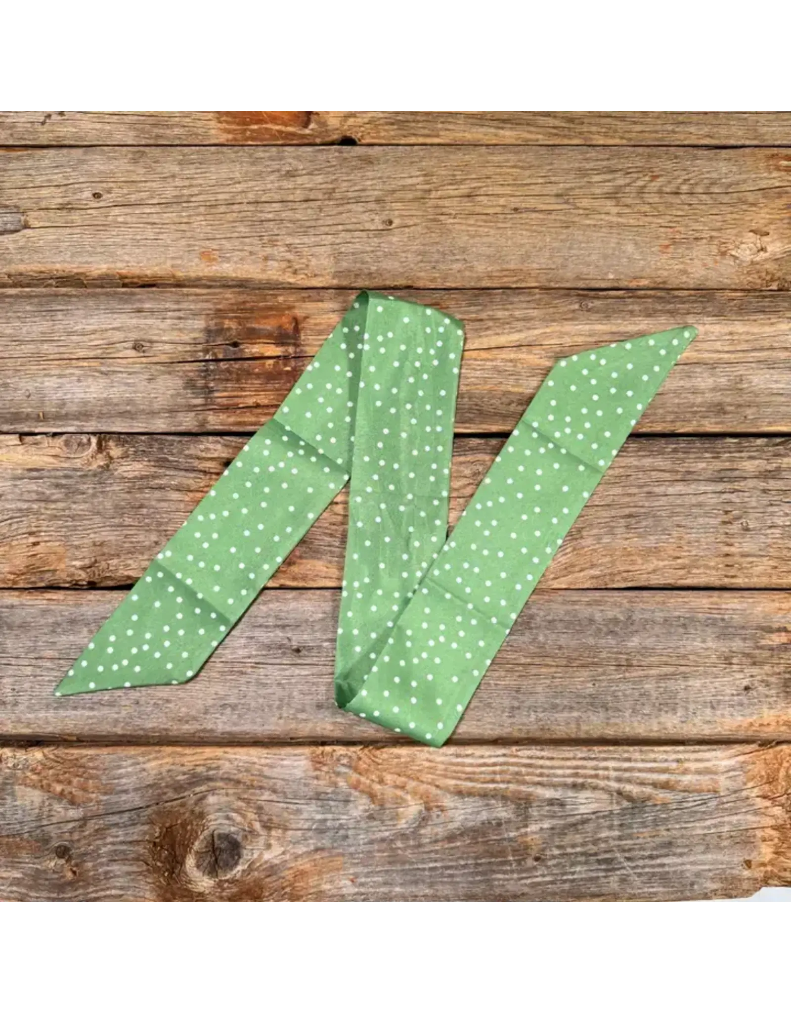 TWILLY GREEN WITH WHITE POKA DOTS