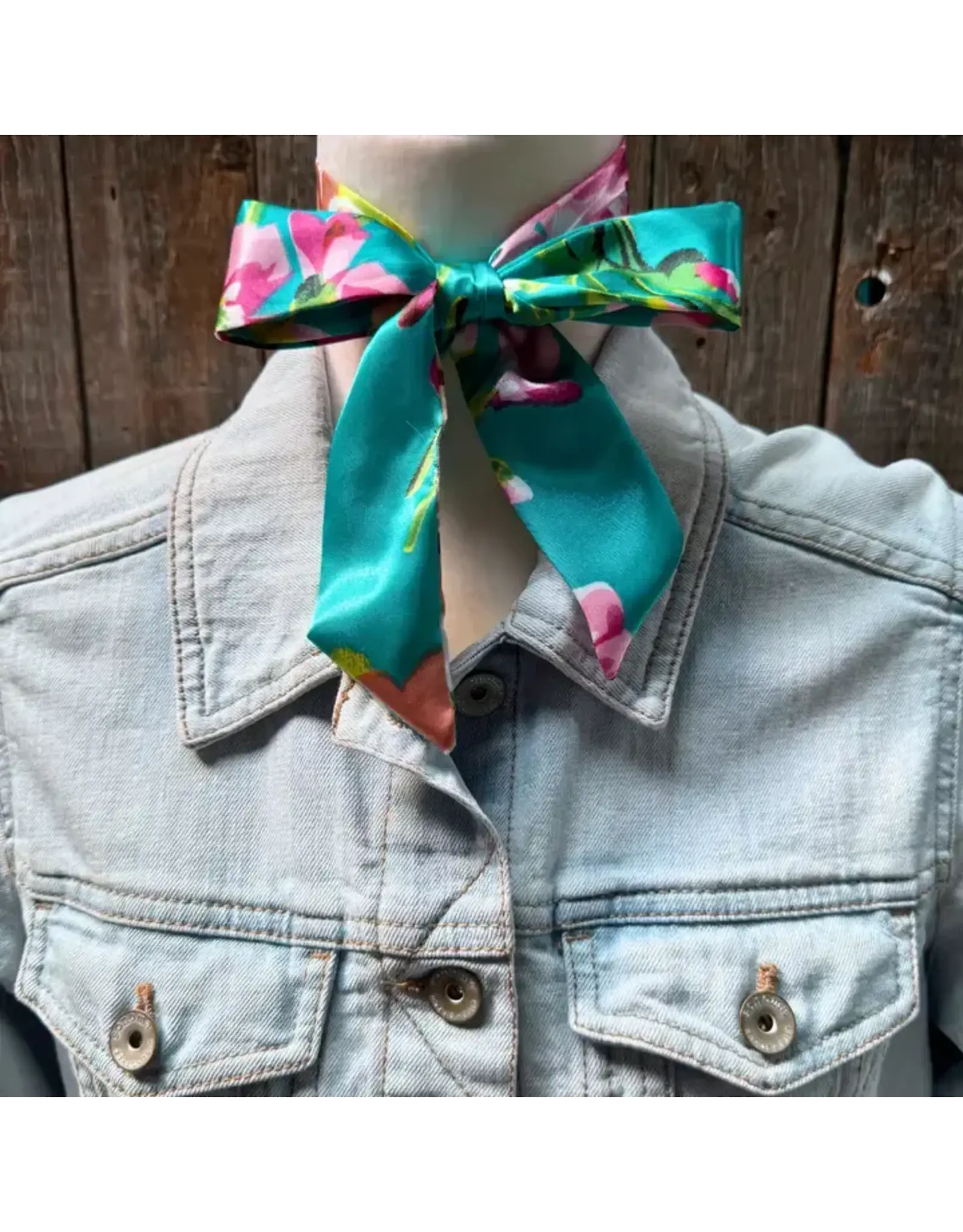 TWILLY TURQUOISE WITH PINK FLOWERS