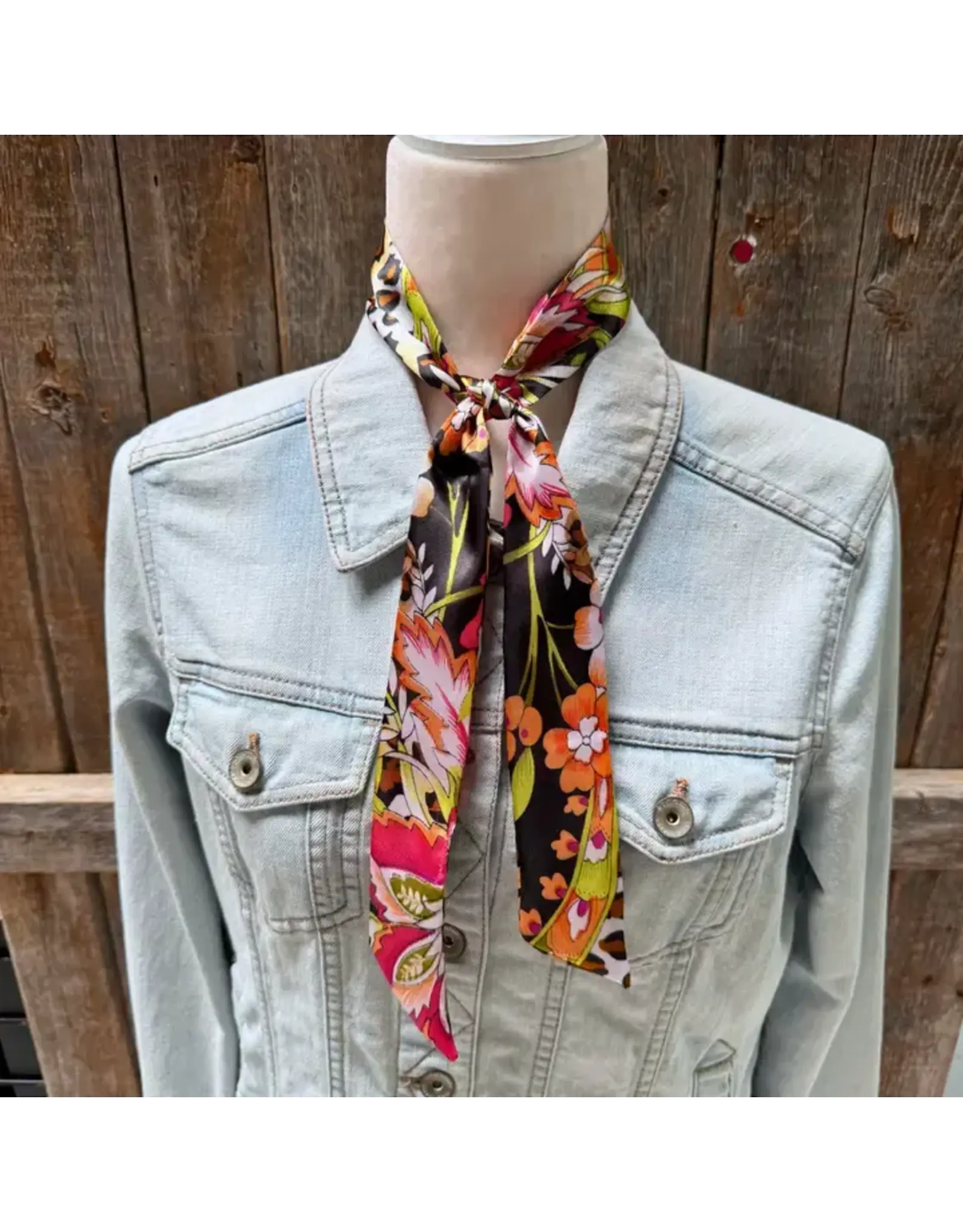 TWILLY BLACK WITH LEOPARD PATTERN AND FLOWERS