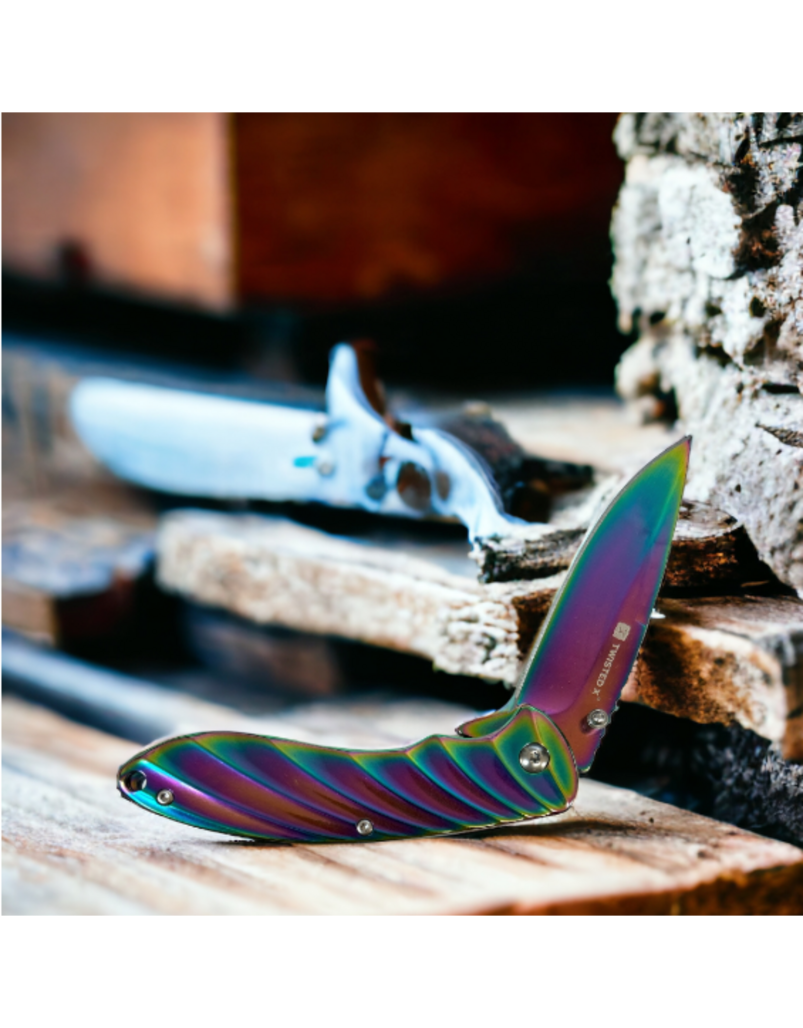 KNIFE TWISTED X FOLDING BLADESTAINLESS STEEL HANDLE