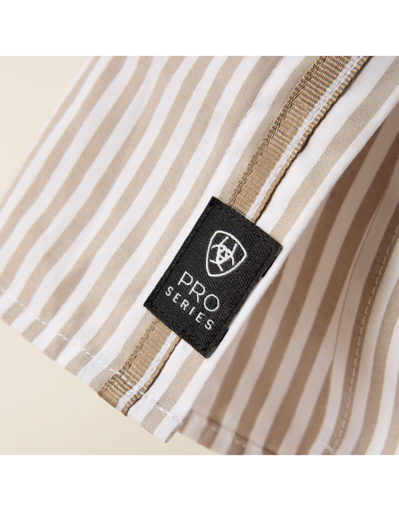 SHIRT MNS ARIAT PRO SERIES FITTED WHITE/TAN