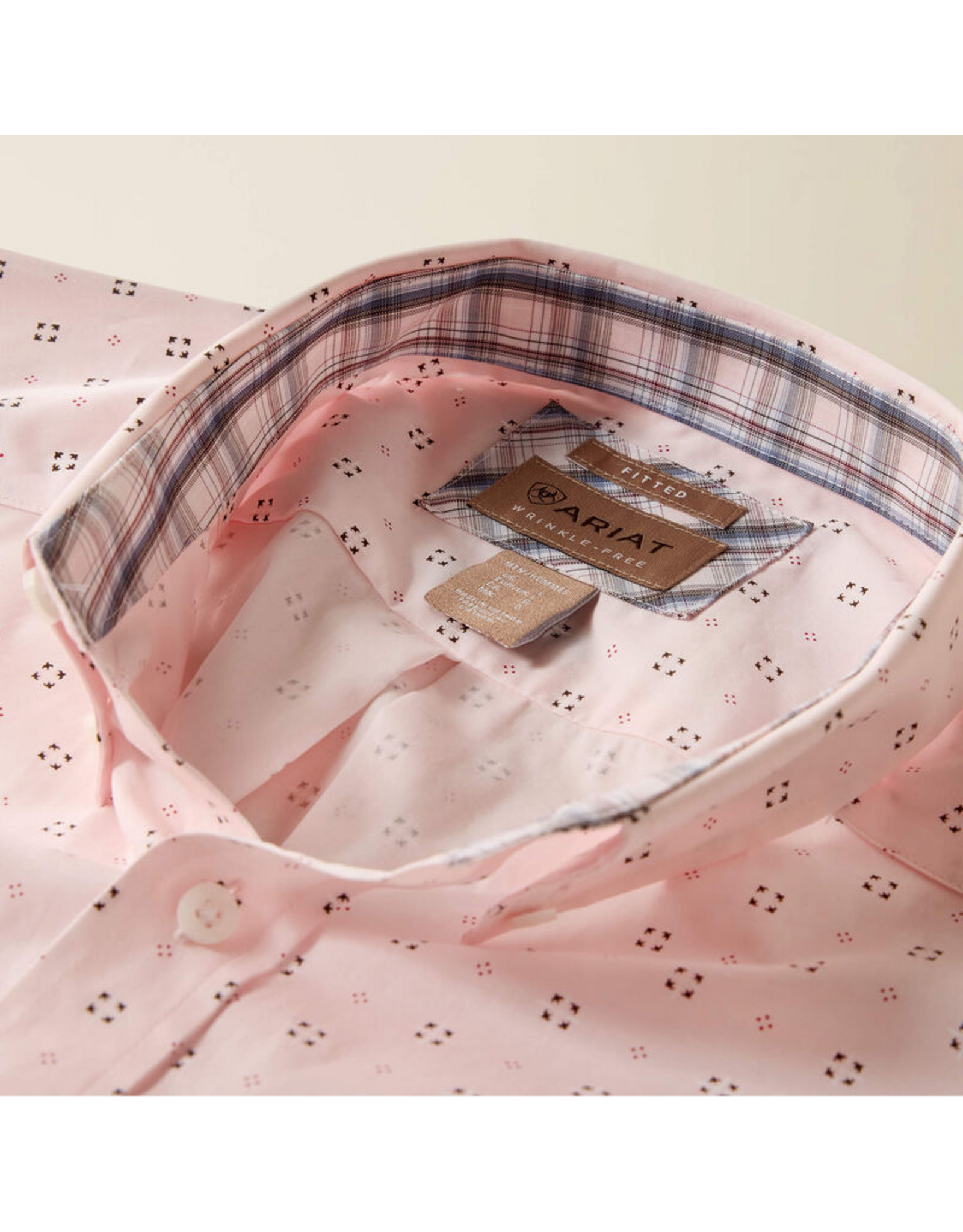 ARIAT SHIRT MNS ARIAT WALLY FITTED PINK GEO SQUARE