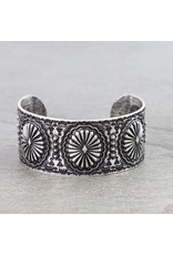 BRACELET CUFF WESTERN ENGRAVED CONCHO
