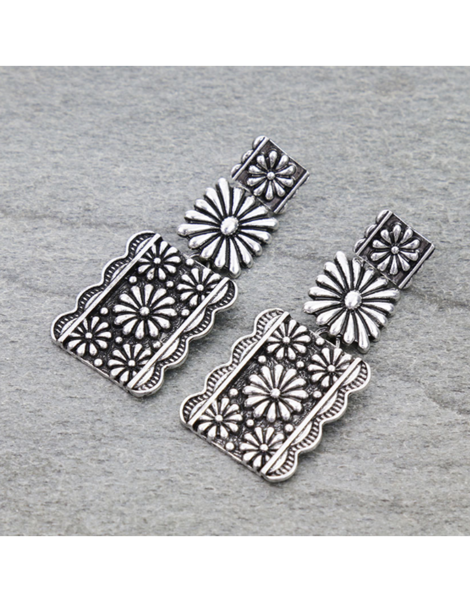 EARRING WESTERN RECTANGLE FLOWER DROP STUD