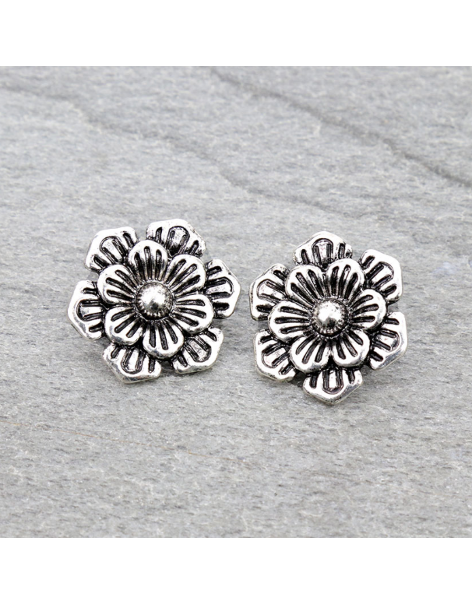 EARRING METAL STUD FLOWERS