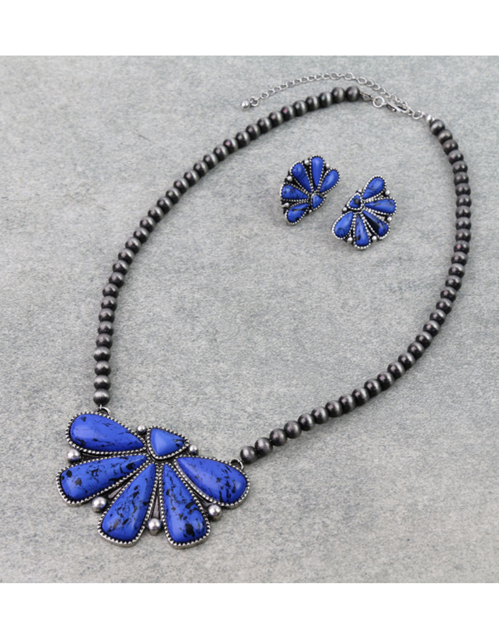NECKLACE SET HALF SQUASH PENDENT NAVAJO PEARL AND DEEP BLUE