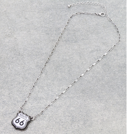 NECKLACE BLACK AND WHITE ROUTE 66