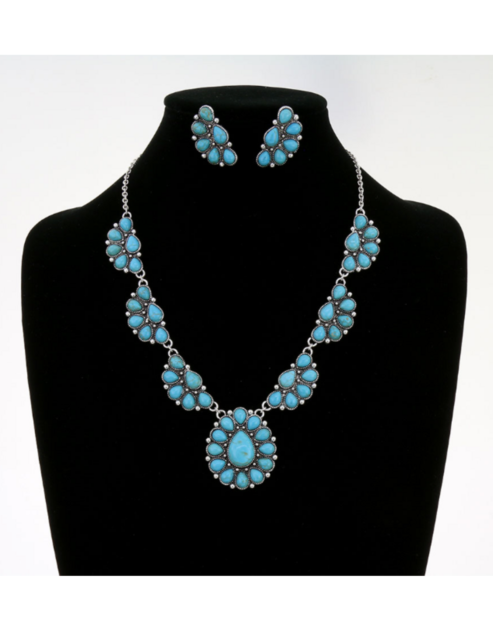 NECKLACE SET WESTERN TURQUOISE HALF CONCHO TO FULL CONCHO