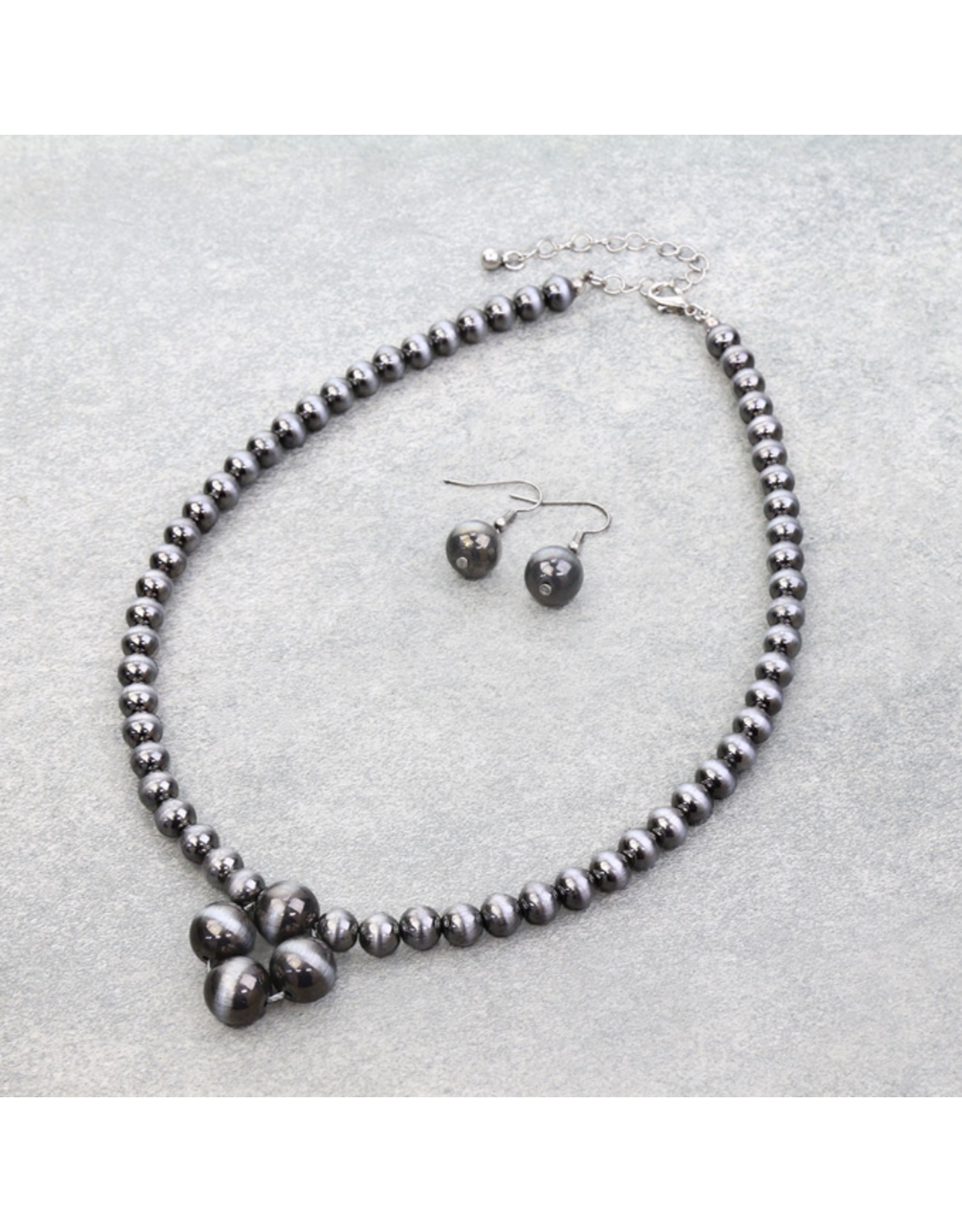 NECKLACE WITH EARRINGS NAVAJO PEARL WITH PEARL CLUSTERS 17"