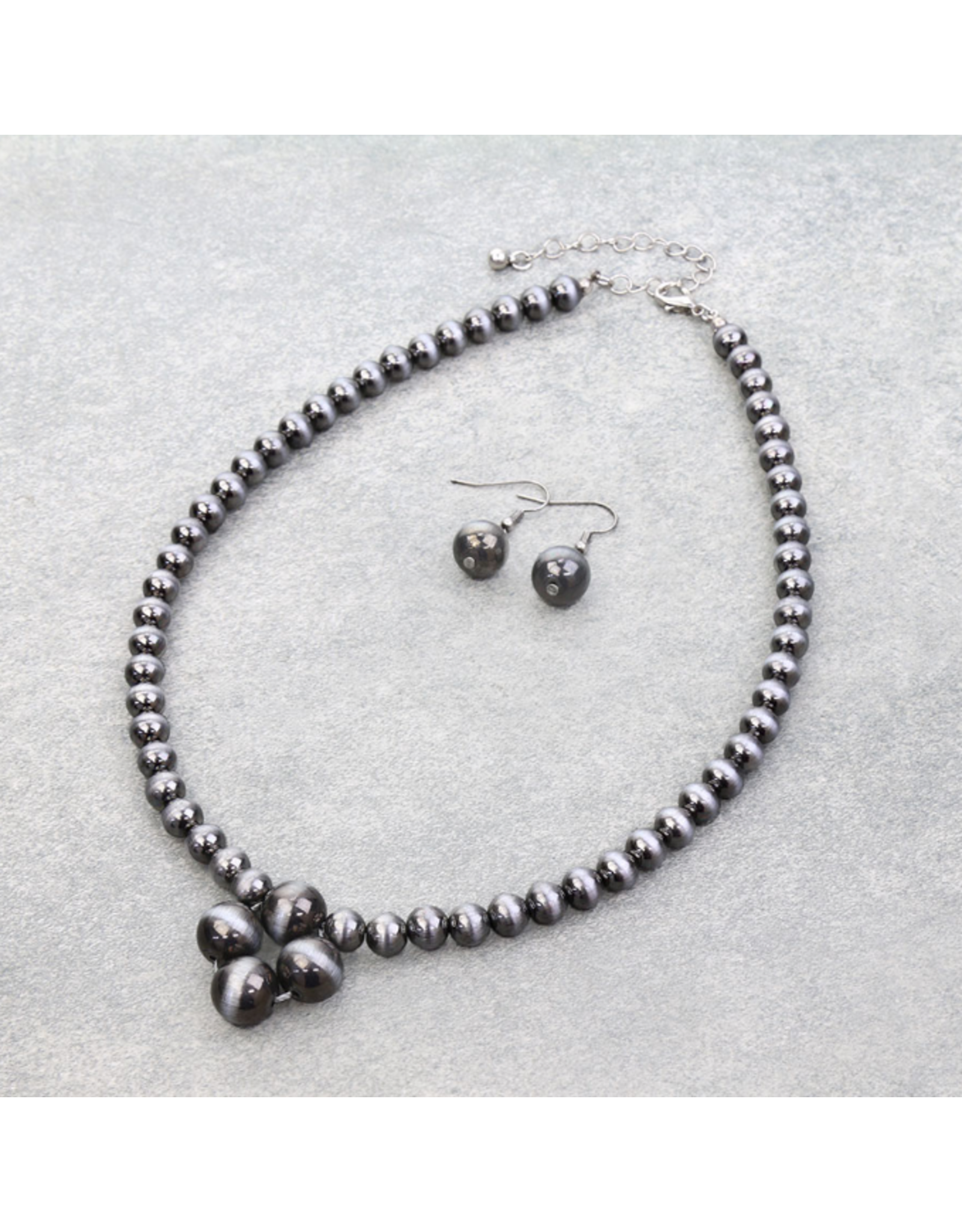 NECKLACE WITH EARRINGS NAVAJO PEARL WITH PEARL CLUSTERS 15"
